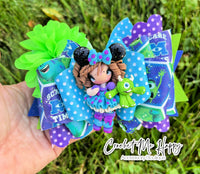 OOAK 6in Signature Dollie Bow